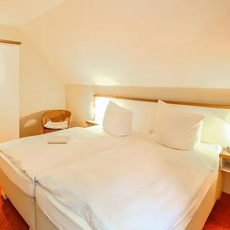 Holiday home Ostseeferienpark Seepferdchen Haus Usedom 6D Ostseebad Nienhagen